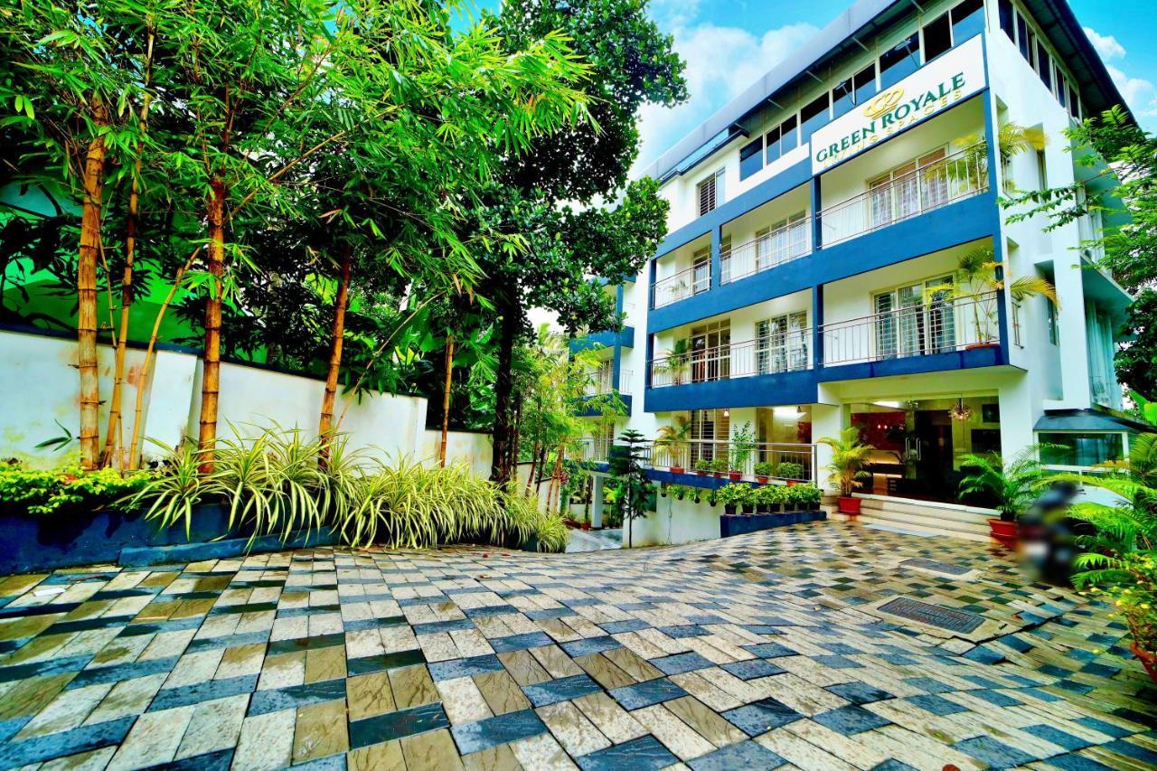 Green Royale Living Spaces - Luxury Serviced Apartments Thiruvananthapuram ภายนอก รูปภาพ