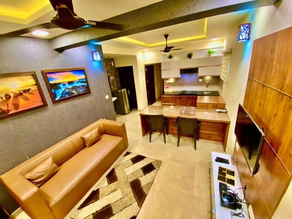 Green Royale Living Spaces - Luxury Serviced Apartments Thiruvananthapuram ภายนอก รูปภาพ